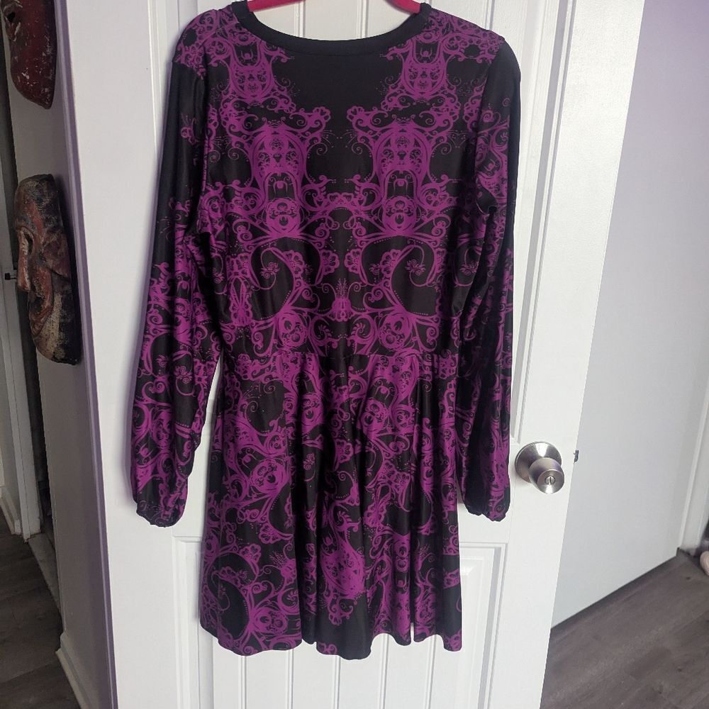 XL Blackmilk Plum Bath Bishop Skaters Dress - Picture 2 of 7